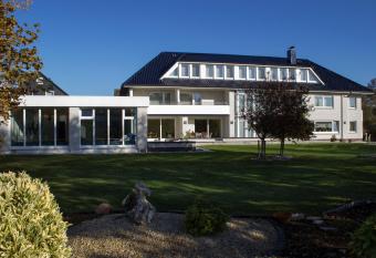 Hotel Am Friesenstrand has Balcony rooms