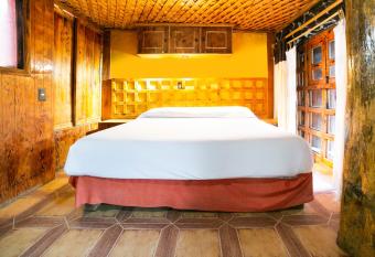 La Caba  a Del Tata allows 18 year olds to book a room