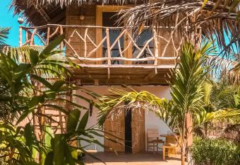 Mandala Tribe Treehouses has Balcony rooms