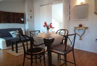 Il nido del Picchio 2 has Balcony rooms