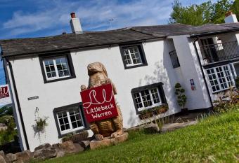 Littlebeck Warren allows 18 year olds to book a room