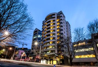 Quest Auckland Serviced Apartments has Balcony rooms