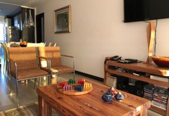 Torre Gala 1303 has rooms with a private hot tub