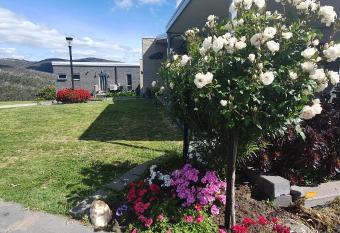 Velika    has Balcony rooms