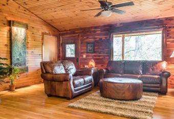 Fly Away Cabin- Modern, Serene, And Convenient allows 18 year olds to book a room