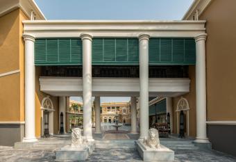 Raajkutir - IHCL SeleQtions has Balcony rooms