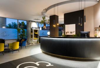 Elizabeth Lifestyle Hotel allows 18 year olds to book a room