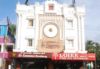 Le Emerald Residency allows 18 year olds to book a room