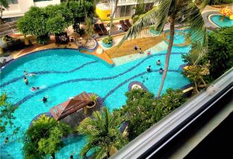 Star of Hin Nam Condominium allows 18 year olds to book a room