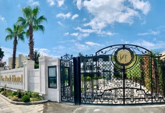 Istanbul Park Hotel has Balcony rooms