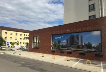 Rovn   7 Apartment has Balcony rooms