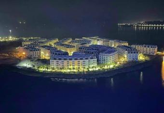 The Family Villa - Homestay H    Long allows 18 year olds to book a room