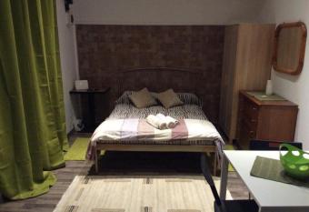 Jimmy s Studio has Balcony rooms