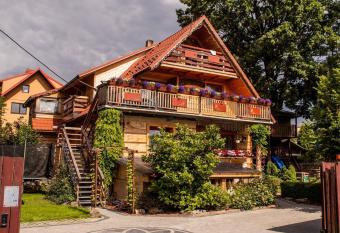 Willa Szarotka has Balcony rooms