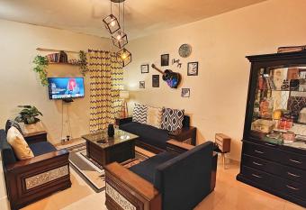 Meraki - Entire 3BHK Villa With Himalayan Views allows 18 year olds to book a room