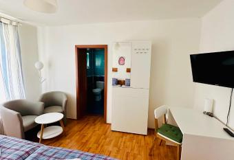 Penzion Relax Kada   allows 18 year olds to book a room