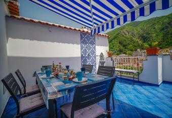 La Rosa dei Venti - Levante has Balcony rooms