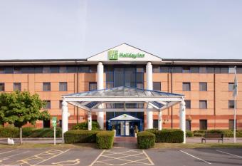 Holiday Inn Warrington, an IHG Hotel allows 18 year olds to book a room