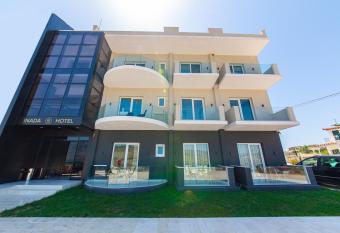 Inada Hotel Ksamil has Balcony rooms