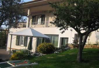 Villa Emma - L Arte dell Accoglienza has Balcony rooms