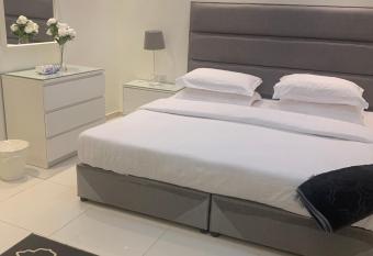 Jamal Royal Apartments has Balcony rooms