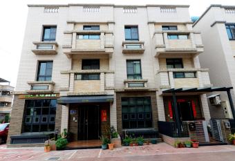 Bigger B&B has Balcony rooms