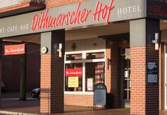 Dithmarscher Hof allows 18 year olds to book a room