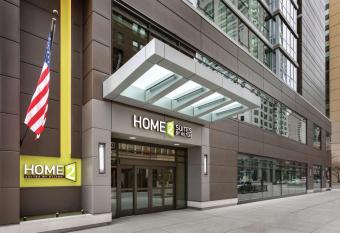 Home2 Suites by Hilton Chicago River North has Balcony rooms