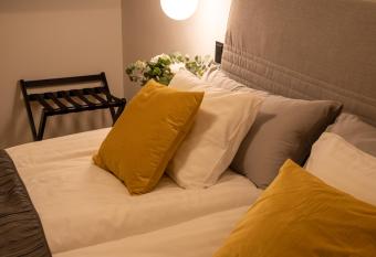 Hotell Syfabriken allows 18 year olds to book a room