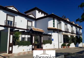 Albenzaire Hotel Asador has Balcony rooms