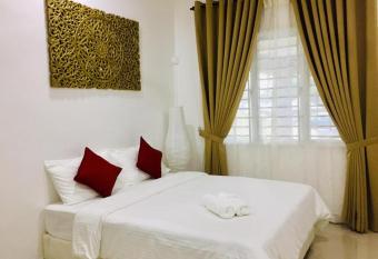 Aisya homestay jerteh has Balcony rooms