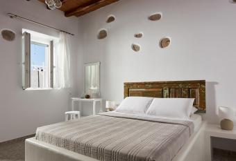 LUXMIL has Balcony rooms