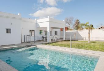 Villa Charco del Sult  n has Balcony rooms