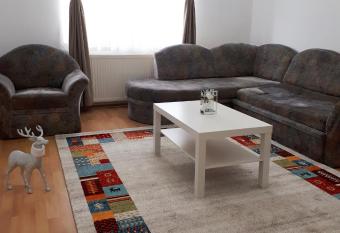 Apartament Happynest has Balcony rooms