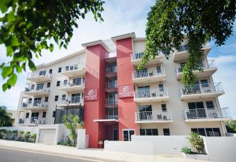 Gladstone City Central Apartment Hotel has Balcony rooms