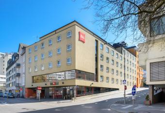 Hotel Ibis Bregenz allows 18 year olds to book a room
