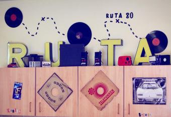 Ruta 80 Hostel allows 18 year olds to book a room