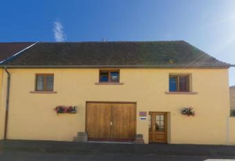 G  te La Grange allows 18 year olds to book a room