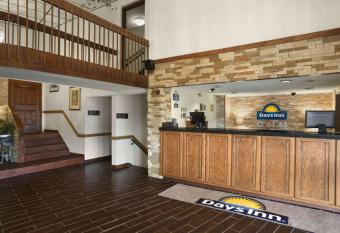 Ramadaby Wyndham Pittsburgh-New Stanton allows 18 year olds to book a room