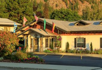 Der Ritterhof Inn allows 18 year olds to book a room