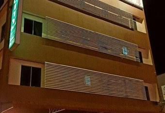 City Inn has Smoking rooms