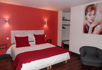 Appart-h  tel Chanzy / Angoul  me has Balcony rooms