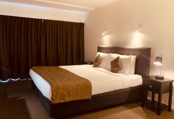 Alpers Lodge & Conference Centre allows 18 year olds to book a room