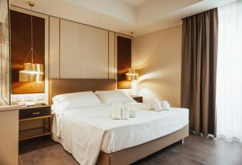 Hotel Palace has Balcony rooms