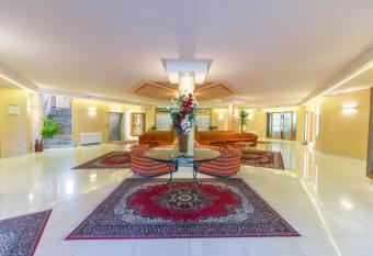 Hotel La Ruota allows 18 year olds to book a room