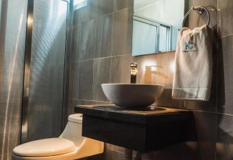 HOTEL CAREYES allows 18 year olds to book a room