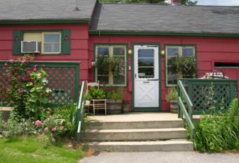 Sun Valley Cottages allows 18 year olds to book a room