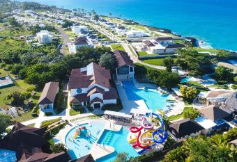 Sosua Ocean Village has Balcony rooms