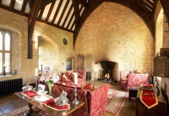 Abbots Grange Manor House allows 18 year olds to book a room