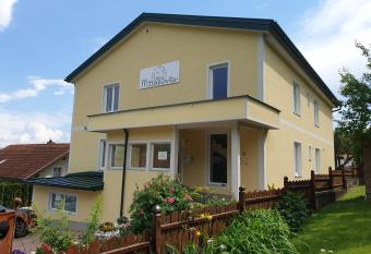 Bed and Breakfast Mittelk  rnten has Balcony rooms